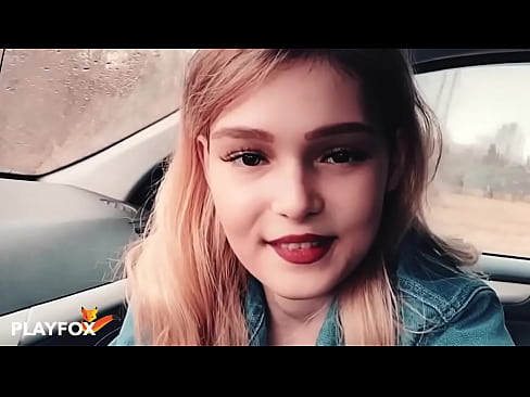 ❤️ سيڪسي بيب خوشي سان رعايتي ڪارڊ تي چوسي ٿو ❤️